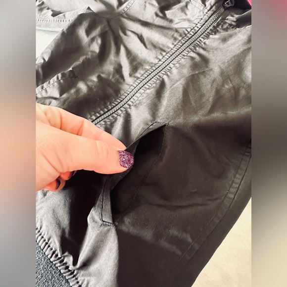 The Children’s Place Windbreaker Jacket Boys Uniform Black SZ EUC! - Picture 13 of 16